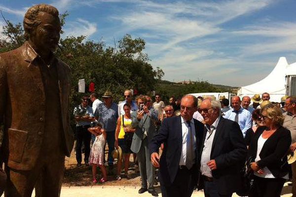 Maxime Le Forestier a participé à l'inauguration de la statue de Brassens 