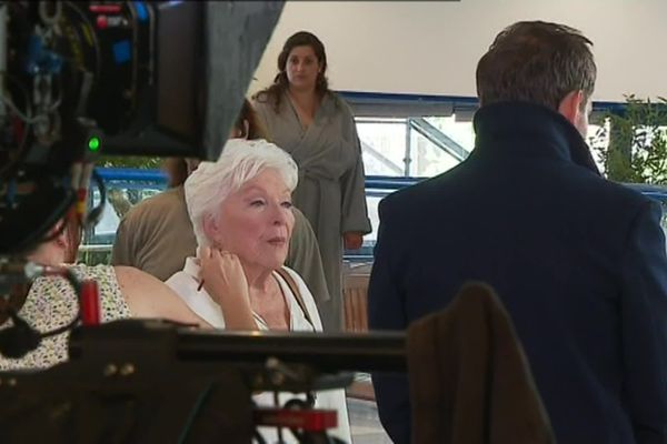 Line Renaud sur le tournage de "Meurtres à Brides-les-Bains" en 2018