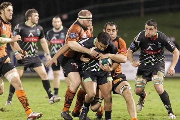 Rencontre entre la Section Paloise et Racing Club Narbonne Méditerranée en 2012