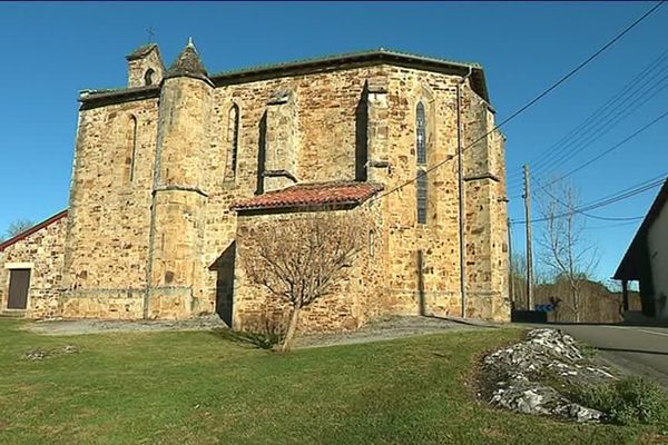 L'église d'Arancou est classée monument historique et protégée par les Bâtiments de France