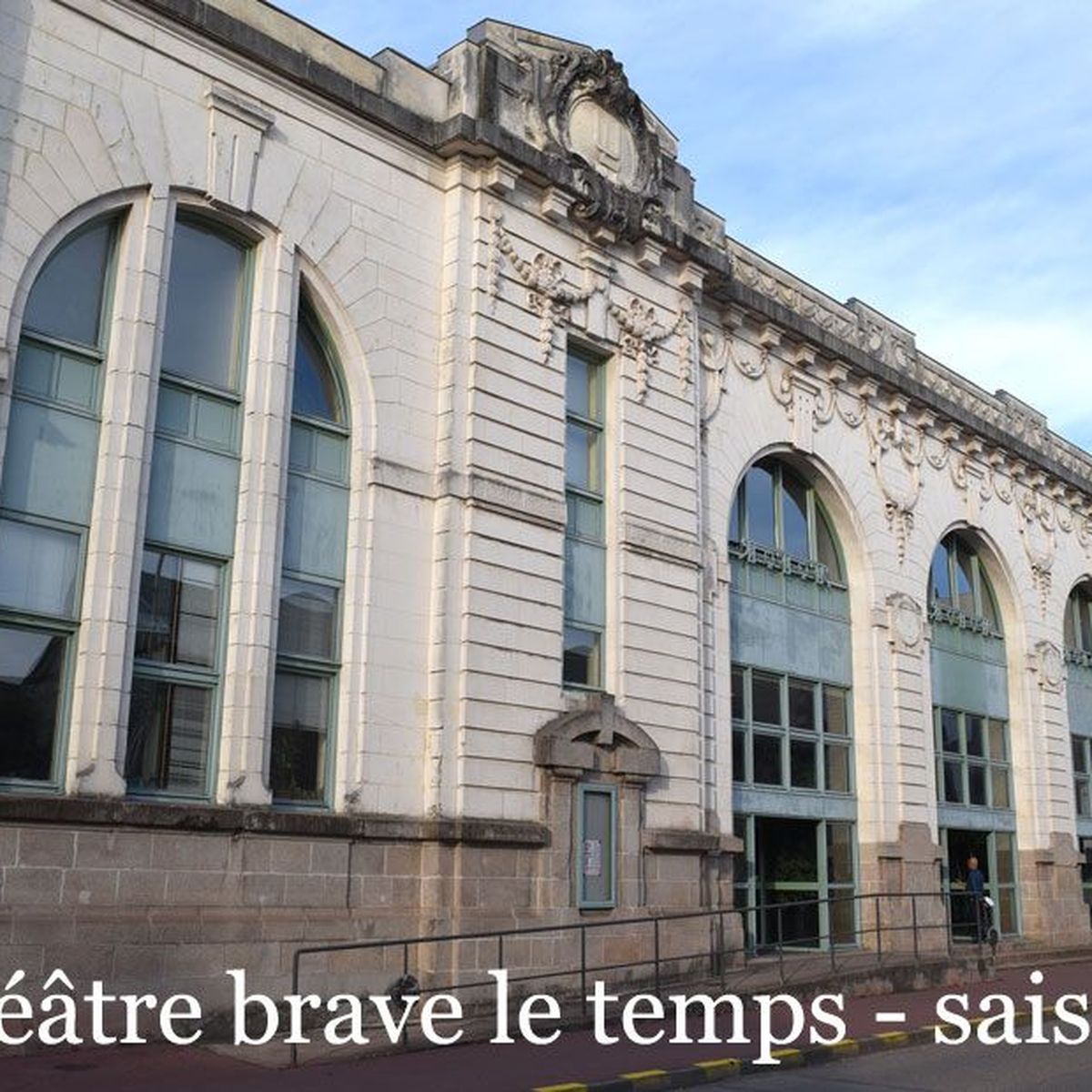 Théâtre de marionnettes à fils - Maison de la culture du Japon à Paris