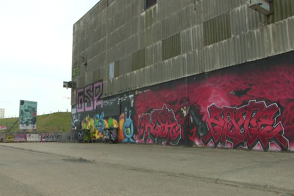 L'ancienne piscine Océade située sur l'Ile Lacroix à Rouen sera transformée en skate-park.