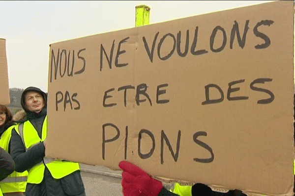 Les agents grévistes se sont mobilisés ce lundi 29 février, lors de l'Assemblée générale de la chambre d'agriculture.