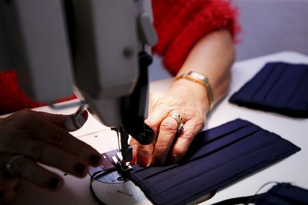 Le collectif  Mask attack recherche des couturières bénévoles à Hem, Airaines, Longueau, Moreuil, Villers-Bretonneux,Warloy-Baillon et Bray-sur-Somme