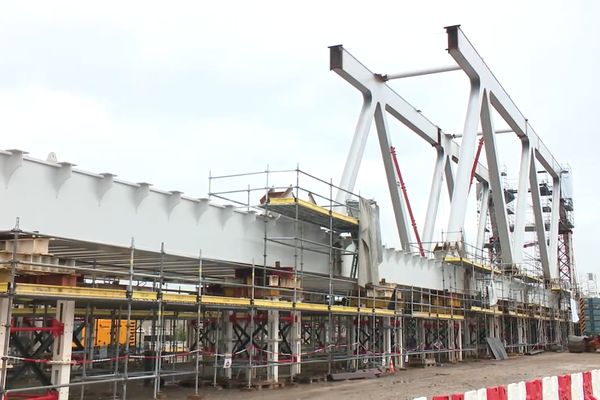 La nouvelle installation appelée "Pont des Cathédrales" entre en service en août 2025.