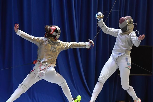 L'Orléanaise Manon Brunet sur la piste lors de la petite finale face à la Hongrie