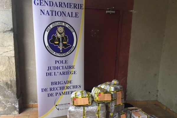 Les gendarmes de l'Ariège ont saisi 130 kilos de cannabis et 3 armes de poing.