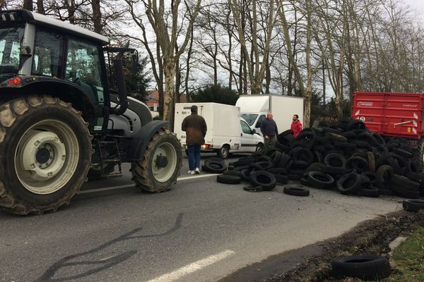 Nouvelle manifestation des agriculteurs à µPau ce mardi 13/02/18.