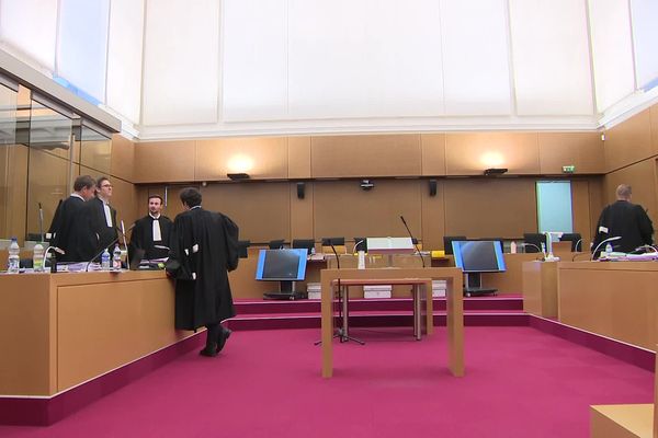 Quatrième jour au procès en appel de la rixe mortelle de l'aéropostale avec les plaidoiries des avocats et le réquisitoire de l'avocat général