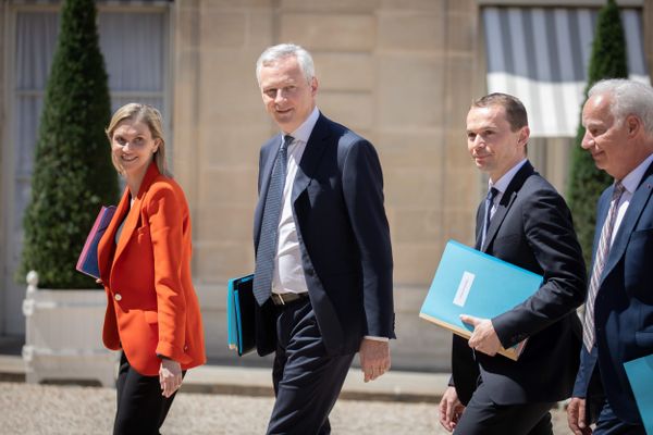 Agnès Pannier-Runacher, ministre déléguée auprès du ministre de l’Economie, des Finances et de la Relance, chargée de l’Industrie (à gauche), se rendra lundi après-midi à Lannion.