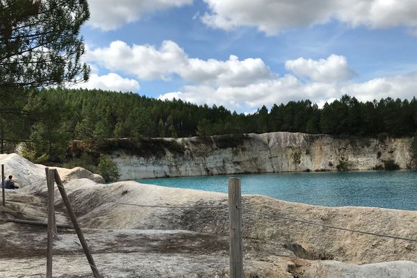 En Charente, les lacs de Guizengeard attire toujours plus de visiteurs.