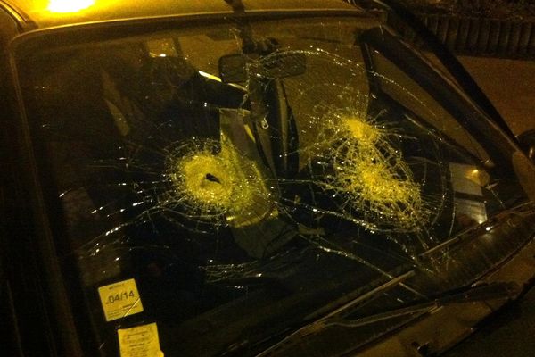 La voiture après la course poursuite à Tourcoing. 