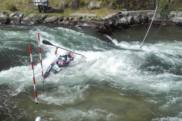 Boris Neveu a dominé le bassin d'eau vive de Pau