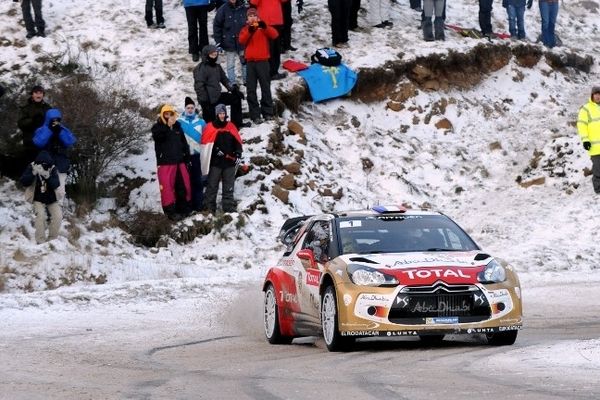 Sébastien Loeb toujours à l'aise au volant de la Citroën.