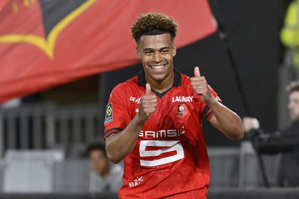 Formé au Stade rennais, Désiré Doué, 19 ans, va quitter les rouges et noirs pour le Paris-Saint-Germain, la saison prochaine. Il aura joué 76 matchs au total (pour 8 buts) avec l'équipe A, entre 2022 et 2024.