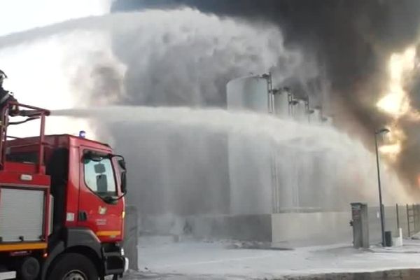 Les sapeurs pompiers en intervention à Meuzac le 26 octobre 2017. 