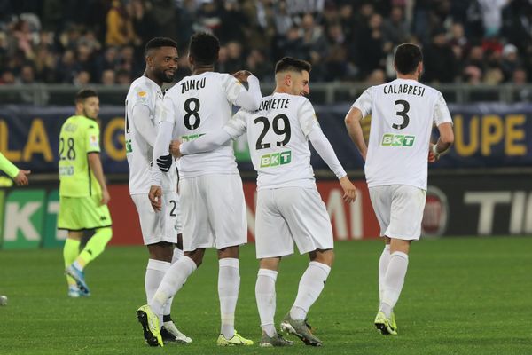 L'Amiens SC remporte ce 1/16e de finale de la Coupe de la Ligue sur le score de 3-2 face à Angers mercredi 30 octobre 2019 au stade de la Licorne