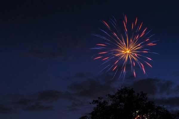 Dans le Puy-de-Dôme, seules 16 communes ont choisi de maintenir les feux d'artifice du 14 juillet cette année.