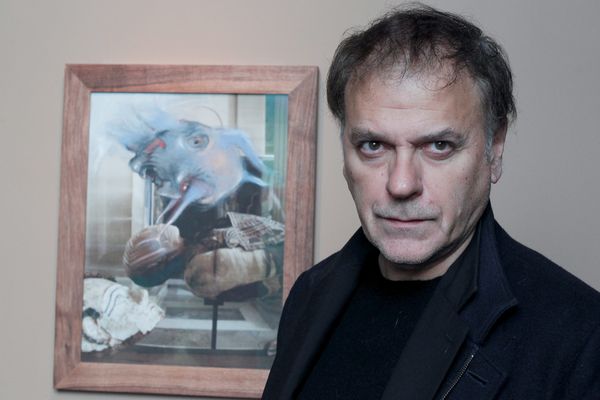 Le dessinateur Enki Bilal en 2012, lors de son exposition au Louvre