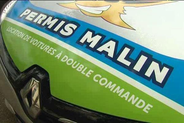 Un véhicule du "permis malin"à Marseille