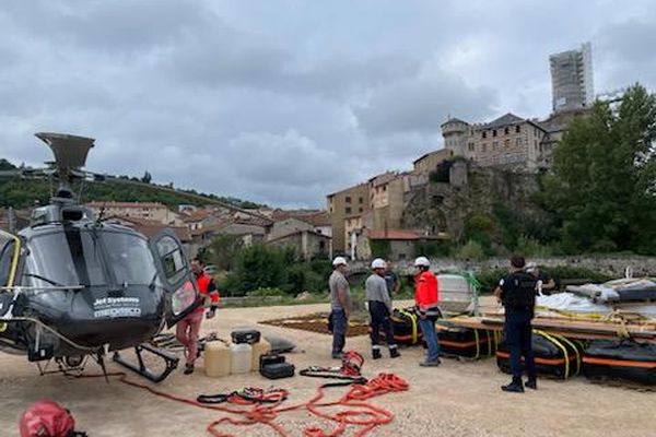 La petite commune d'Espaly-Saint-Marcel près du Puy-en-Velay est partiellement 
évacuée ce mercredi 4 septembre.