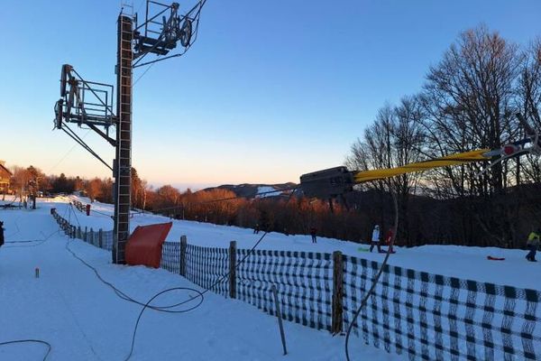 Le câble du téléski du Langenberg (Ballon d'Alsace) a cédé en journée en pleine saison.