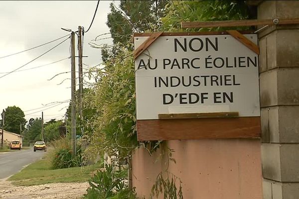 Le projet de parc éolien suscite une forte opposition dans les communes de l'estuaire de la Gironde.