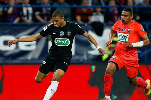 Le Stade Malherbe de Caen éliminé de la Coupe de France par le PSG grâce à un doublé de Kylian Mbappe.