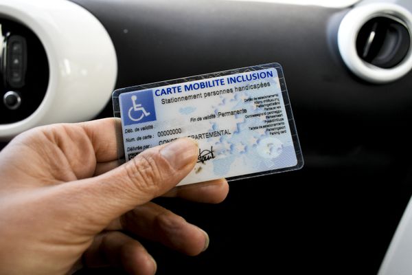 Il faut compter aujourd'hui dix mois pour obtenir une carte mobilité inclusion