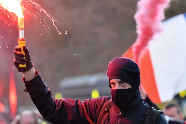 Un pompier, lors de la première manifestation nationale à Paris, le 15 octobre dernier - Photo d'illustration