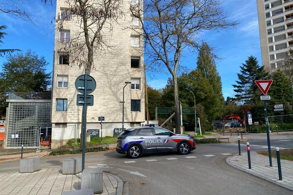 C'est non loin de la station du Gros Chêne à Rennes que les deux bandes se sont affrontées.