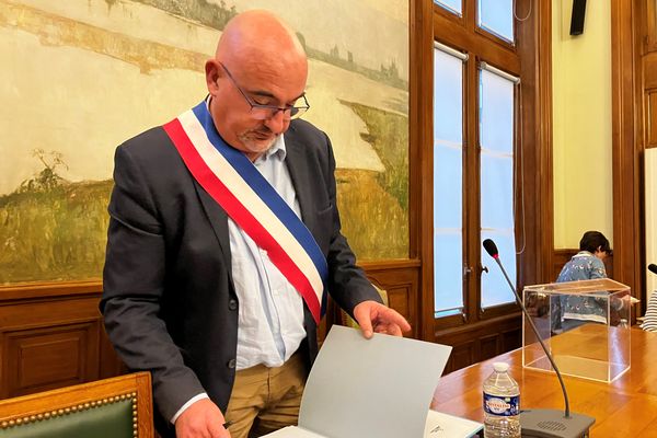 Depuis octobre 2022, Olivier Conte était le premier adjoint de Saint-Pierre-des-Corps.