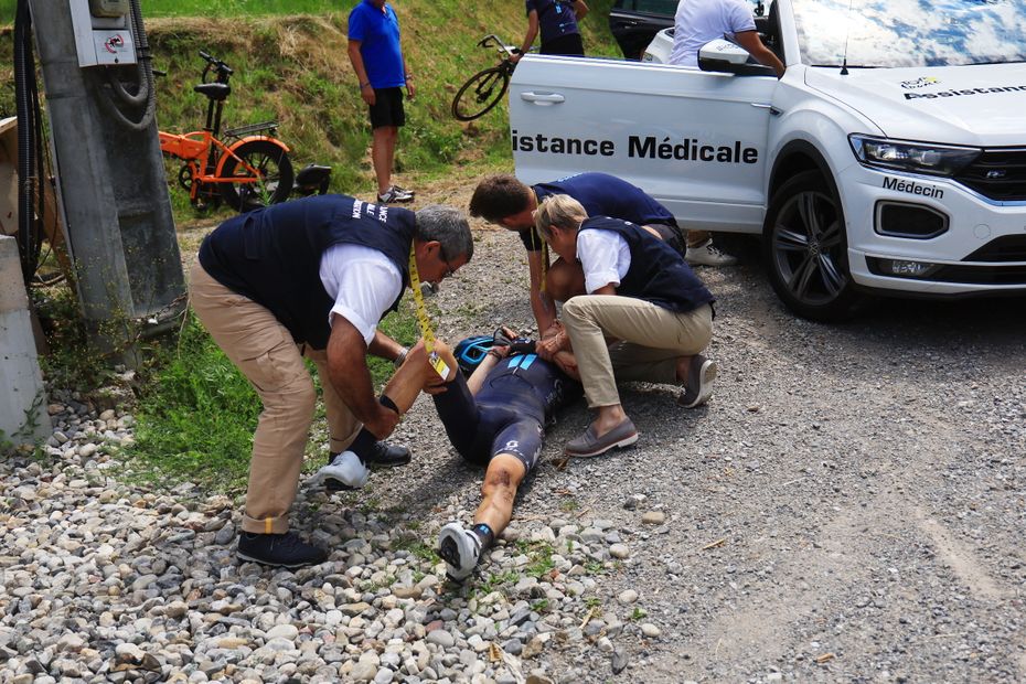 Tour de France 2023  Romain Bardet abandonne après une lourde chute en