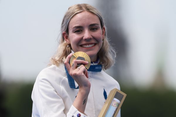 Cassandre Beaugrand lors de la remise de sa médaille d'or aux JO de Paris, le 31 juillet 2024.