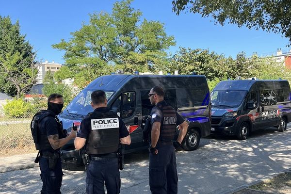 Les policiers du Vaucluse ont interpelé sept individus en possession de drogue.