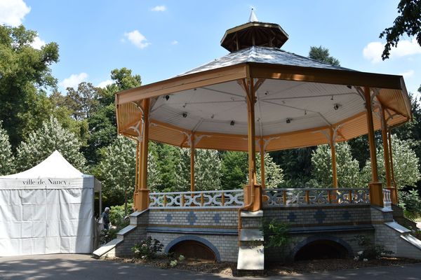 Le Facteur Musique, la Ville de Nancy et l'Autre Canal proposent des concerts tous les dimanches au Parc Sainte-Marie. Rendez-vous sous le kiosque. 