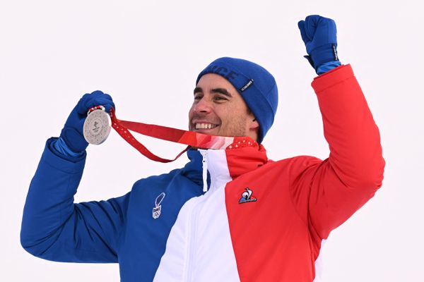 Johan Clarey peut jubiler. Il vient de remporter sa première médaille olympique à 41 ans. Un record en ski alpin.