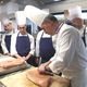 Sur le campus de Groisy, en Haute-Savoie, on prépare depuis deux jours un dîner de gala autour de ce plat emblématique de la cuisine française, qu'est le pot-au-feu. Il est servi ce 19 novembre 2024 à Guillaume Gomez, ancien Chef de l'Élysée et ambassadeur de la gastronomie française.