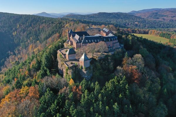 Avec la Cathédrale de Strasbourg, le Mont Sainte-Odile est le lieu emblématique de l’Eglise catholique d’Alsace.