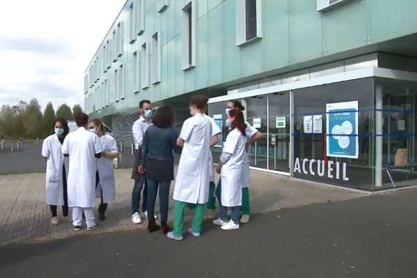 Le Pôle santé Sarthe Loir risque de connaître une fuite importante de médecins dans les semaines à venir.