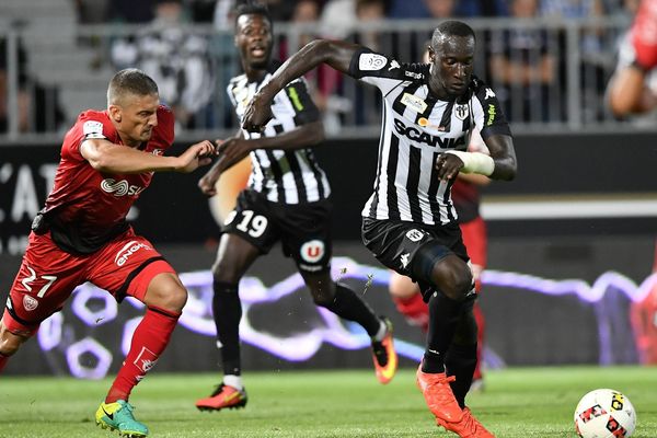 Famara Diedhiou a permis au SCO Angers d'égaliser contre Dijon (1-1, 15e).