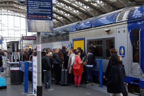 La grève SNCF qui a perturbé le trafic des TER ce week-end n'est pas reconduite au lundi 19 octobre.