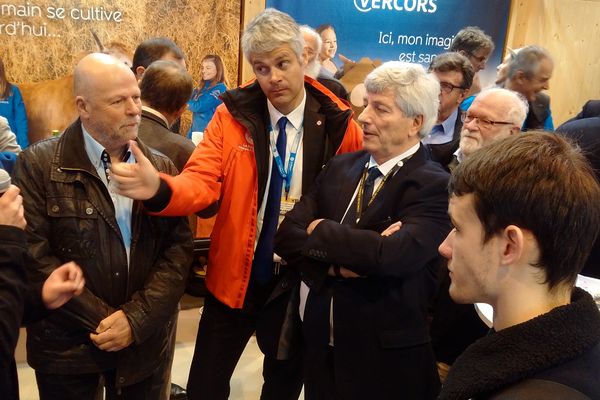 Laurent Wauquiez, le président Les Républicains de la Région Auvergne-Rhône-Alpes a visité le Salon International de l'Agriculture à Paris, le mardi 28 février 2017.