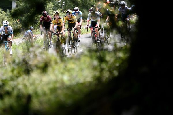 Les coureurs du Critérium du Dauphiné en Savoie le 16 août 2018, lors de la 72e édition de la course.