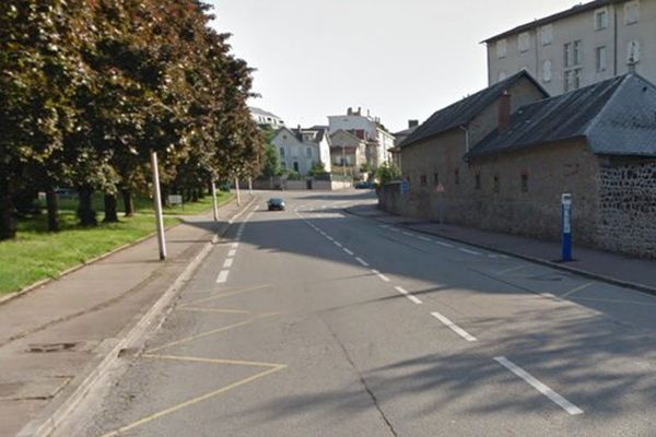 Les suspects ont été repérés par la police rue Pierre et Marie Curie, à Limoges.