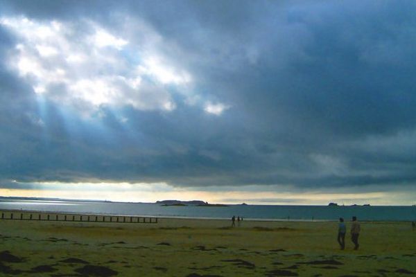 Grisaille sur Saint-Malo