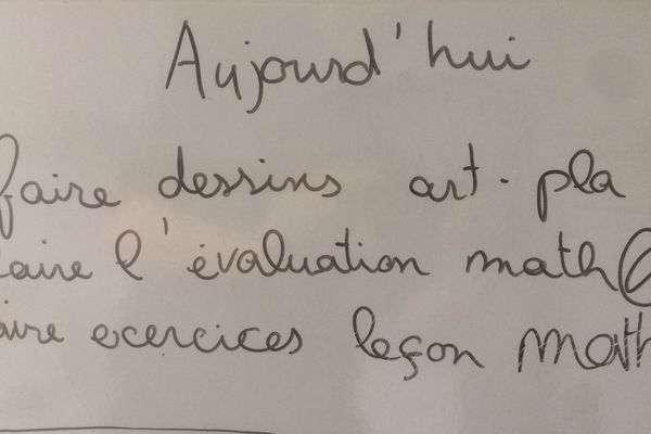 L'emploi du temps de Paul, élève de 5e dans un collège de Nantes, en version "école à la maison"