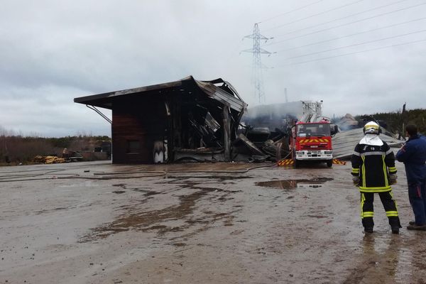 Les pompiers ont été appelés vers 1 heure du matin.