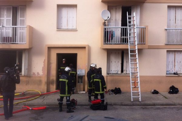 Les sapeurs pompiers ont maitrisé le feu à 15h39.