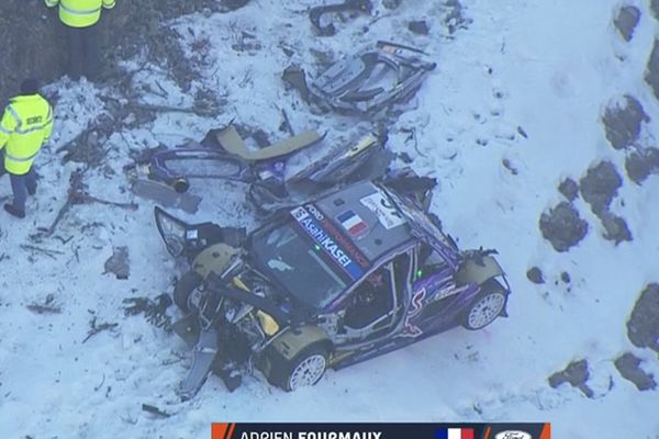 La voiture d'Adrien Fourmaux, complètement détruite après son crash impressionnant sur le rallye de Monte Carlo.